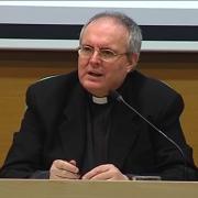 Conferencia del  Monseñor Fernando Chica_ _El papa Francisco, brújula para la Iglesia y el mundo_ [360p]