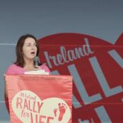 Niamh Uí Bhriain calls out Varadkar, Harris and the abortion lobby @ the Rally for Life [720p]